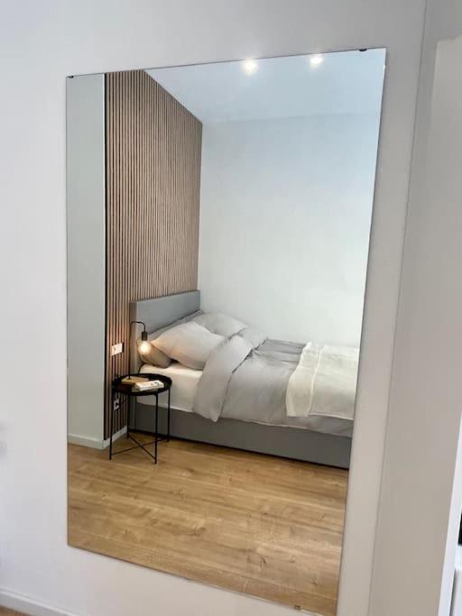 Modernes Apartment Im Zentrum Von 卡尔斯鲁厄 外观 照片